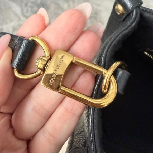 Louis Vuitton Empreinte Leather On The Go PM - Picture 5 of 8